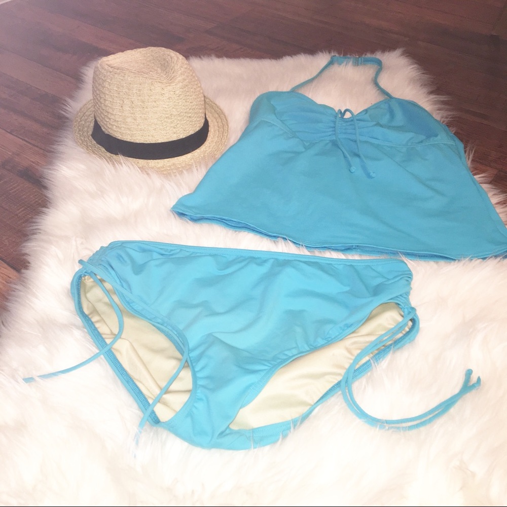 Lands End bright turquoise tankini